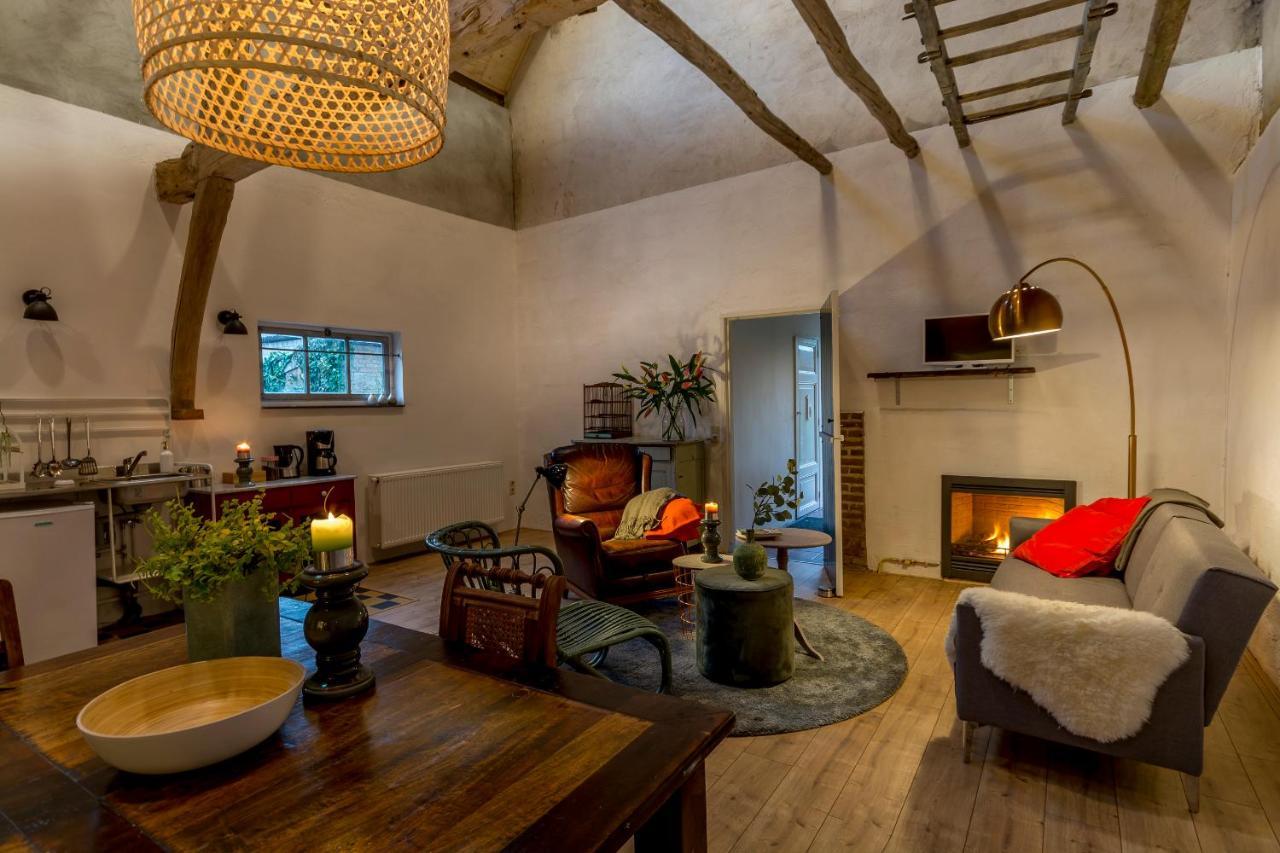 Aan De Holle Weg. Zeer Landelijk Gelegen Verbouwde Stal Tot Woning Nuth Ngoại thất bức ảnh